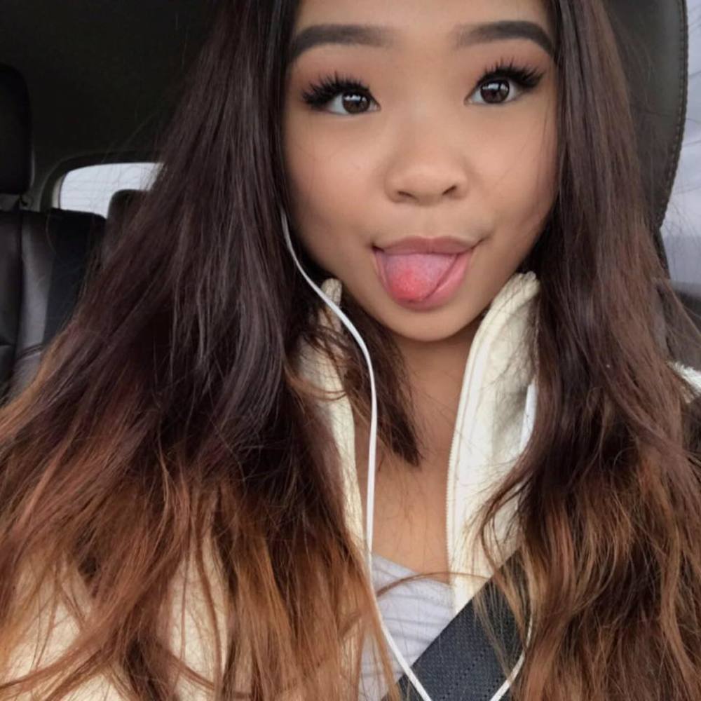 Meet your Posher, Cassandra